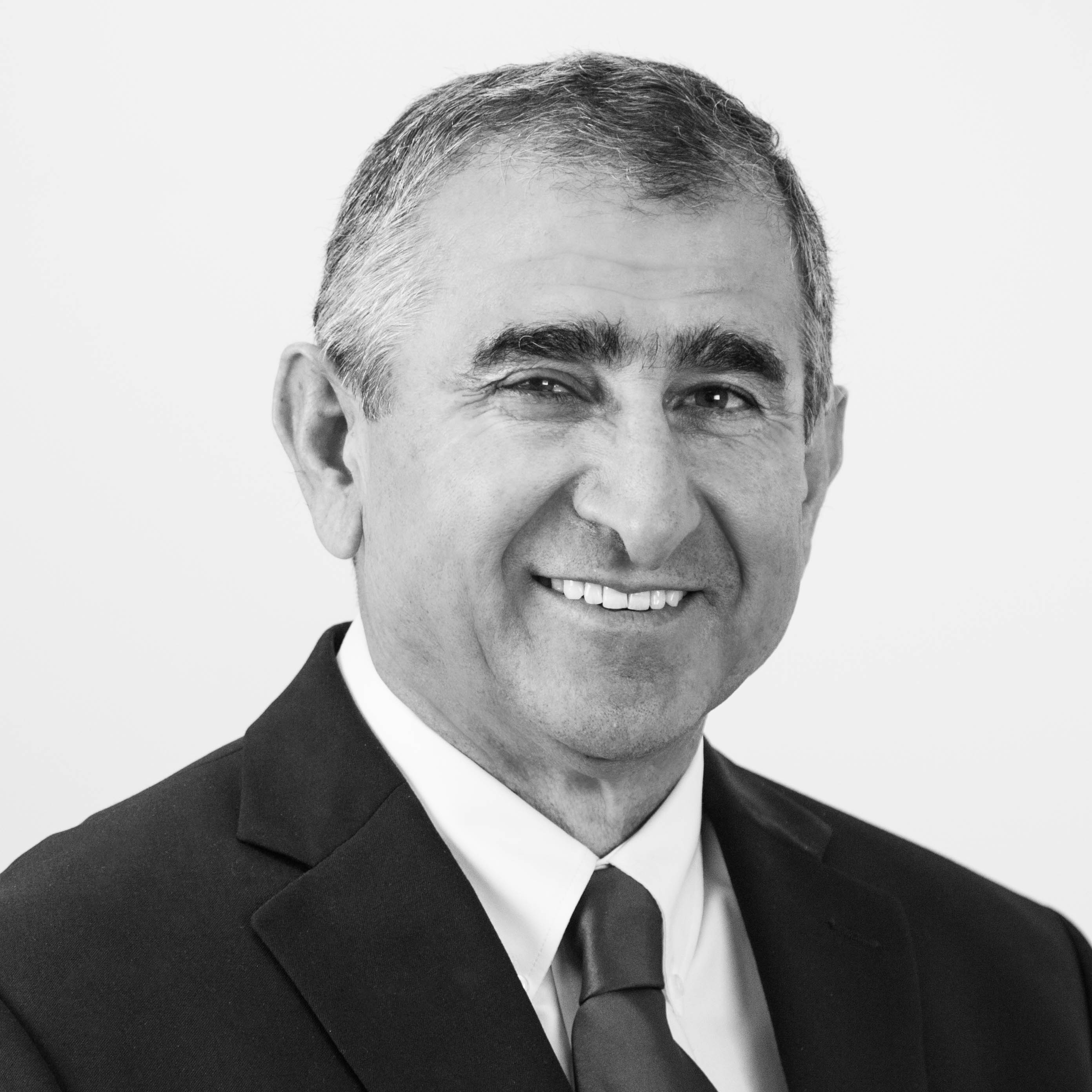 Rocky Rostami Photo